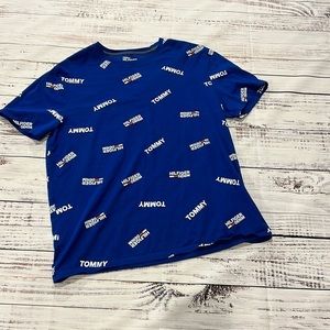 Tommy Hilfiger All Over Logo‎ Tshirt Size L